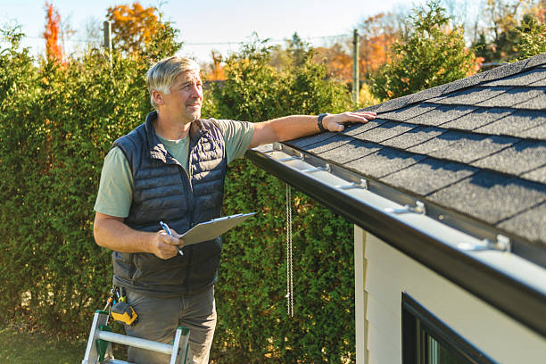 Professional Metal Roofing technician working in Heiskell, TN